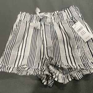 GAP Black and white pin stripe shorts
Toddler Girl Size 3 
NWT